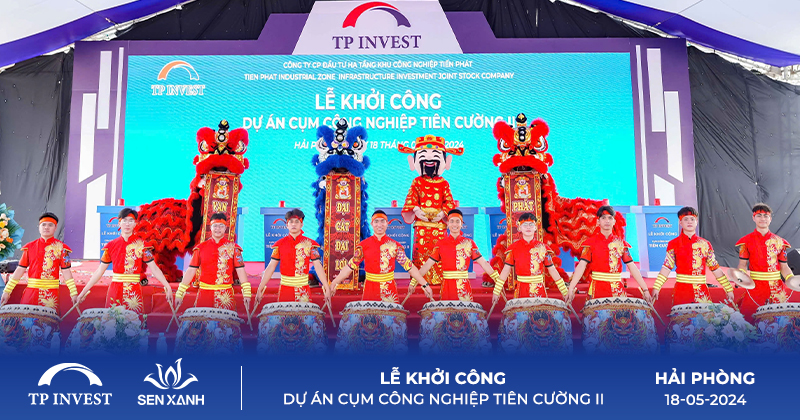 Lễ khánh thành được dàn dựng công phu