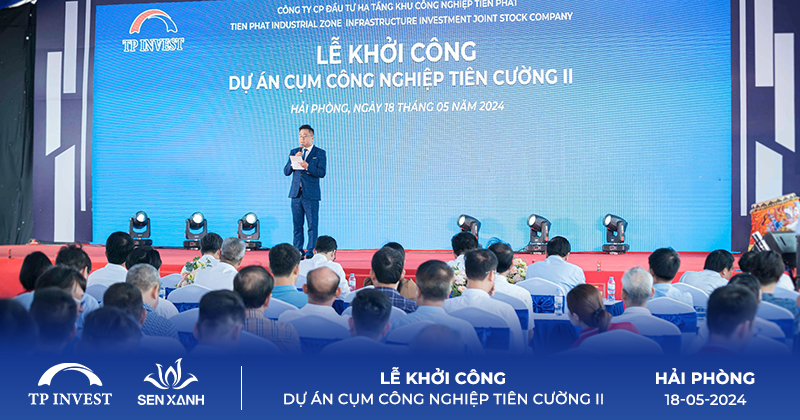 MC phát biểu trong lễ khánh thành