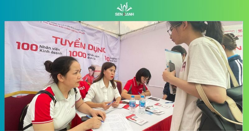 Sinh viên đăng ký tuyển dụng