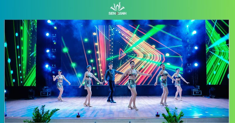 Tổ chức sự kiện là việc thực hiện các phần việc cho một sự kiện sắp diễn ra