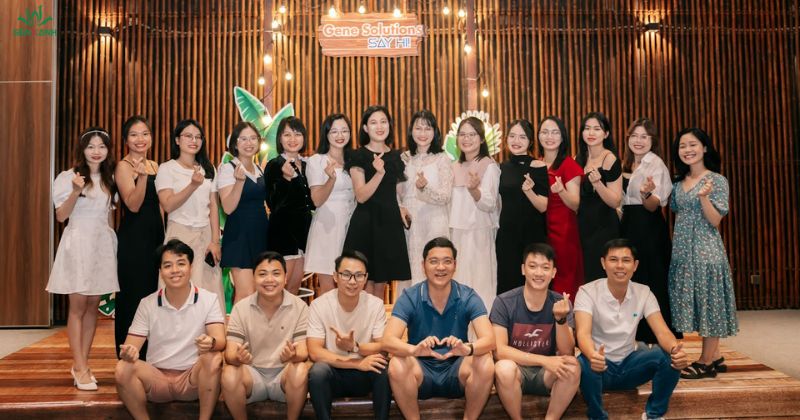 Tiệc cuối năm gắn kết các thành viên