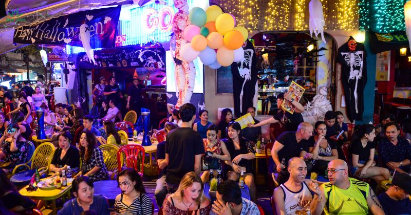 Nét đẹp lao động mùa Halloween