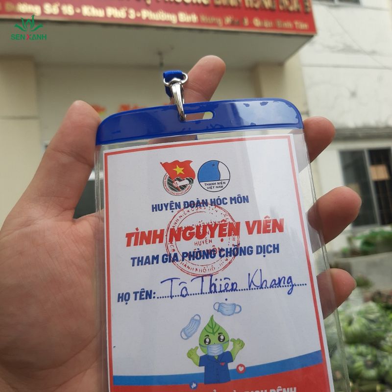 thẻ tình nguyện viên