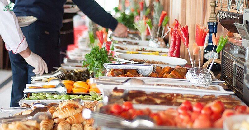 Tổ chức tiệc ngay tại văn phòng