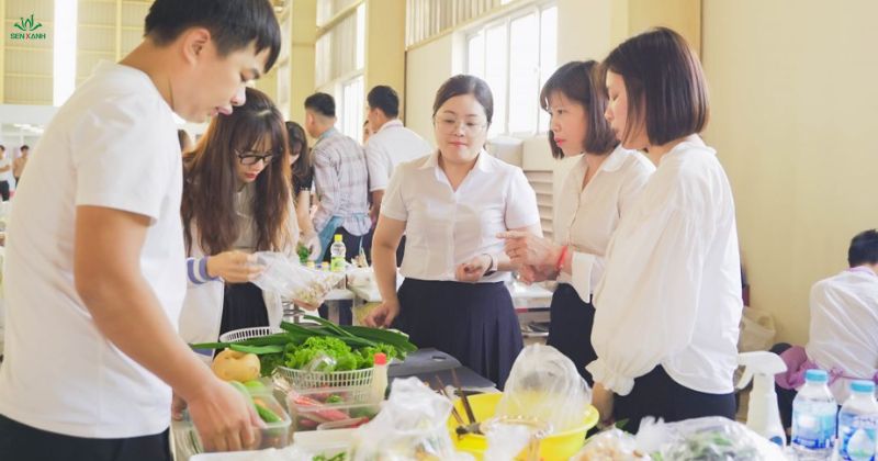 Trao yêu thương đến những người phụ nữ khác