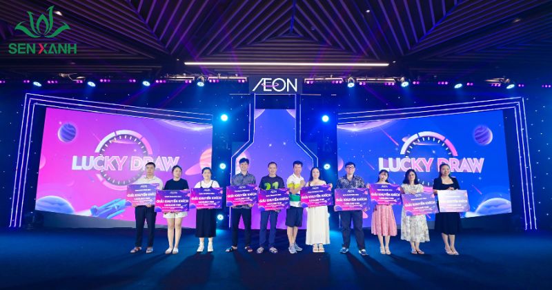 Lễ trao giải cho những nhân viên xuất sắc 