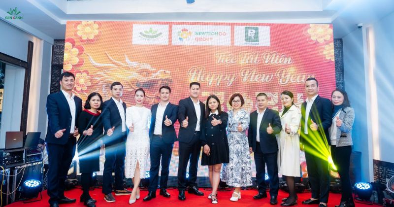 Đứng thảm đồng đội