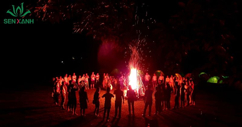 Chủ đề lửa trại đặc biệt phù hợp với những doanh nghiệp trẻ