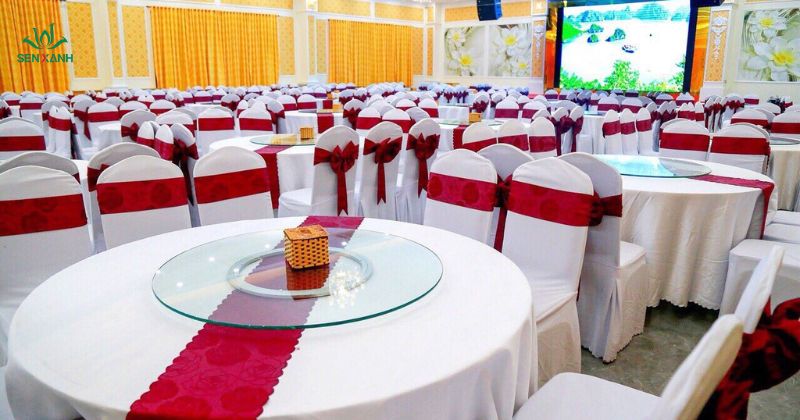 Sự kiện thuê bàn tròn xoay