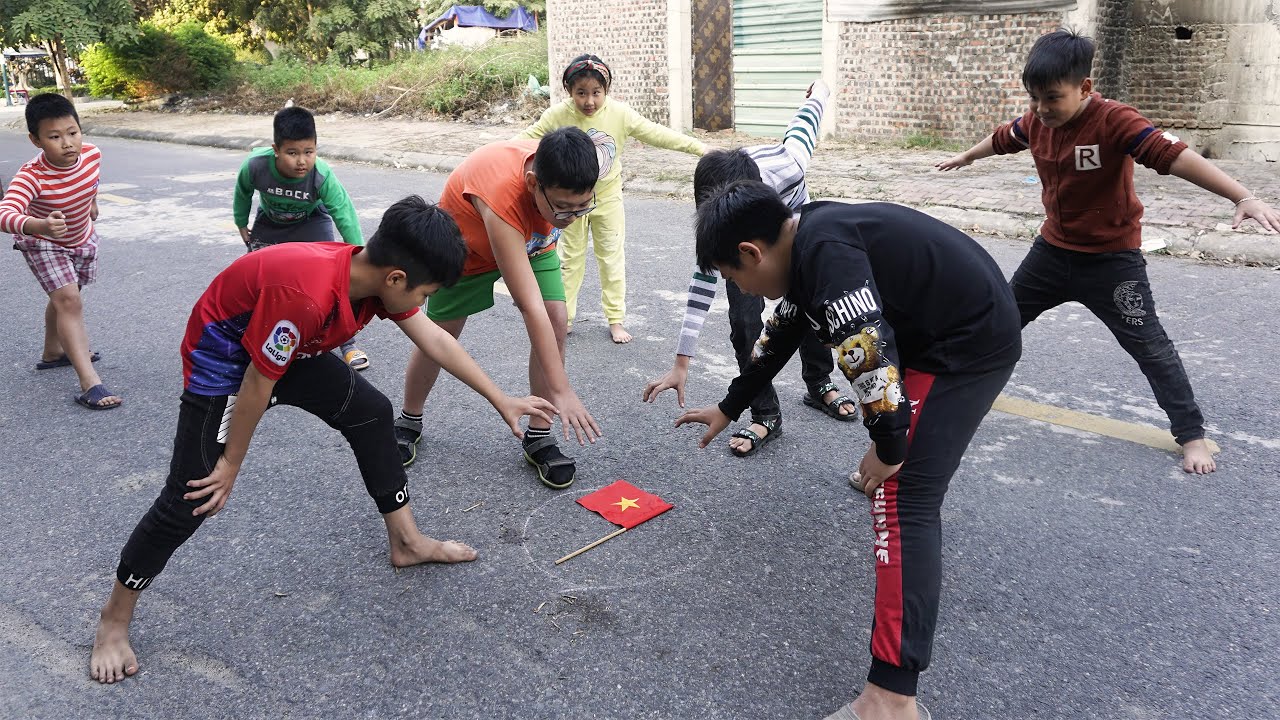 Trò chơi team building cho trẻ em “Cướp cờ”