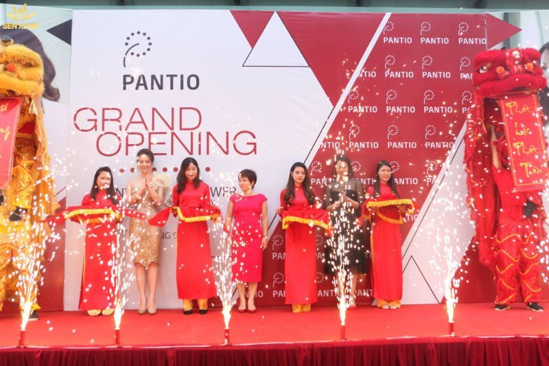 Tổ chức lễ khai trương
