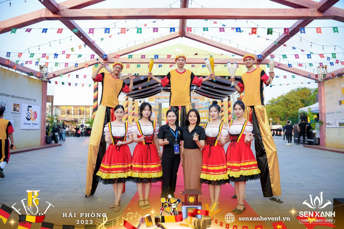 Những nhân sự phục vụ trong sự kiện