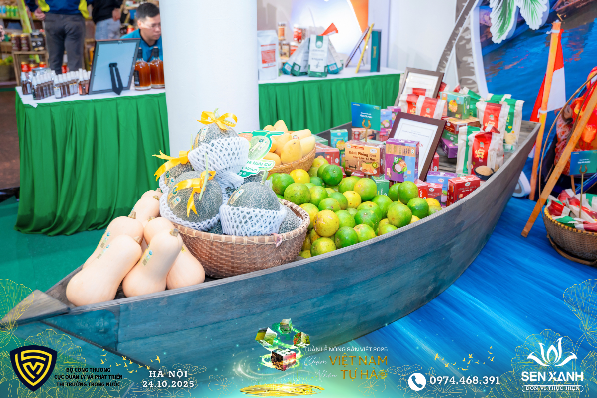 Thuyền nông sản đồng bằng Sông Cửu Long Thuyền nông sản đồng bằng Sông Cửu Long