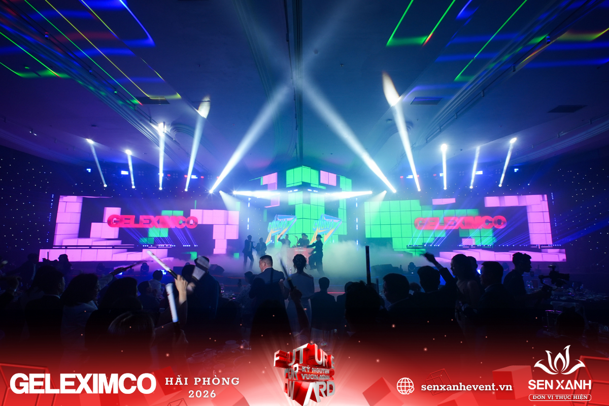 Khuấy động chương trình với tiết mục sôi dộng của DJ Khuấy động chương trình với tiết mục sôi dộng của DJ