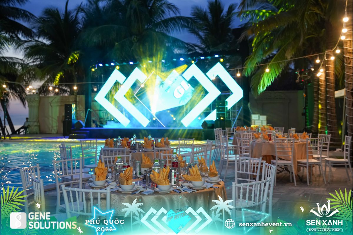 Tiệc ngoài trời