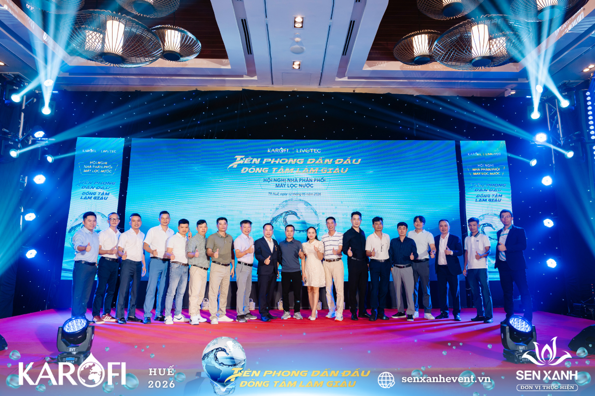 Khách mời check-in tại Resort Lăng Cô Huế Khách mời check-in tại Resort Lăng Cô Huế