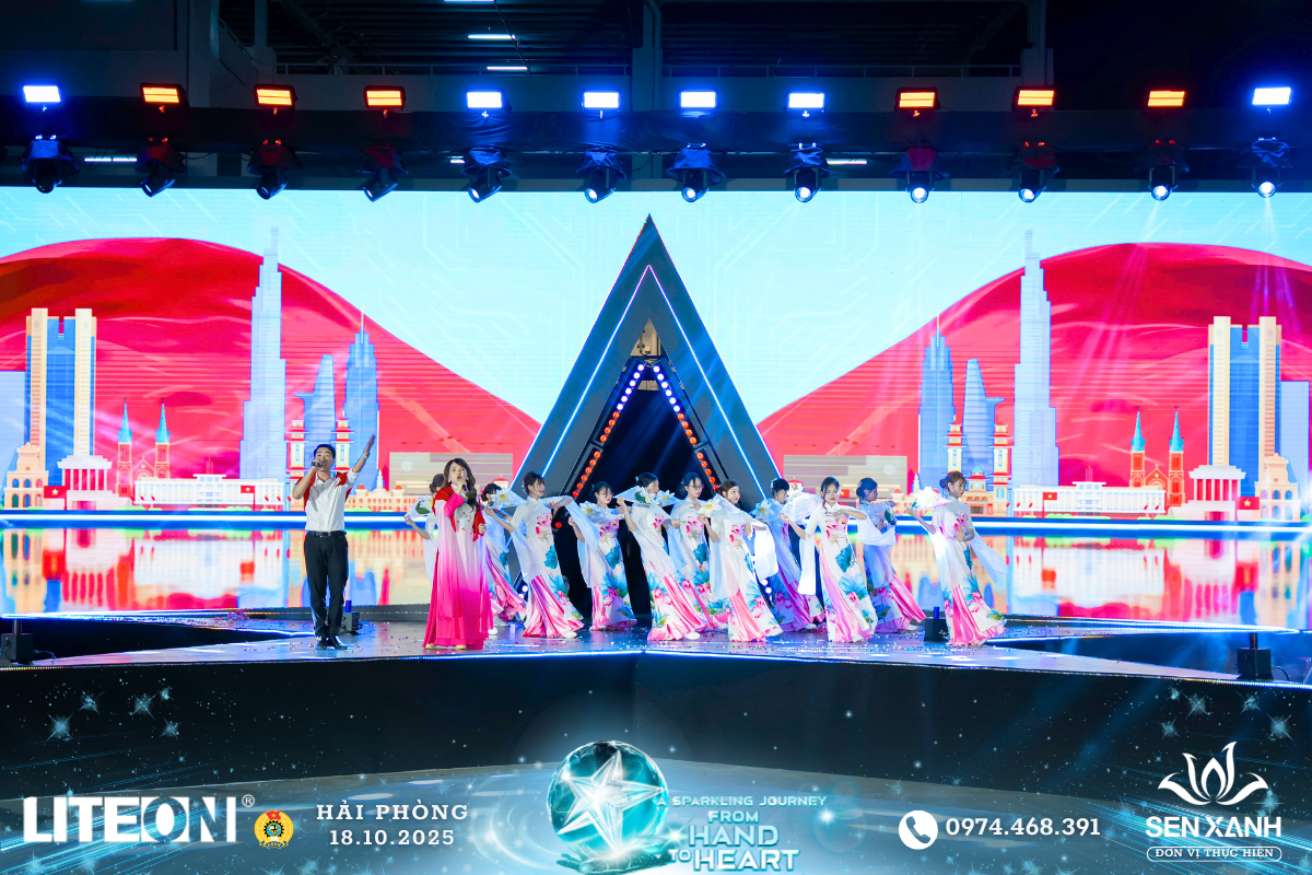 Biểu diễn ca nhạc truyền thống Biểu diễn ca nhạc truyền thống