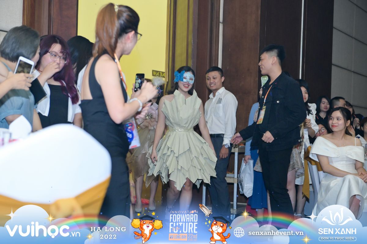 Trình diễn sản phẩm tái chế
