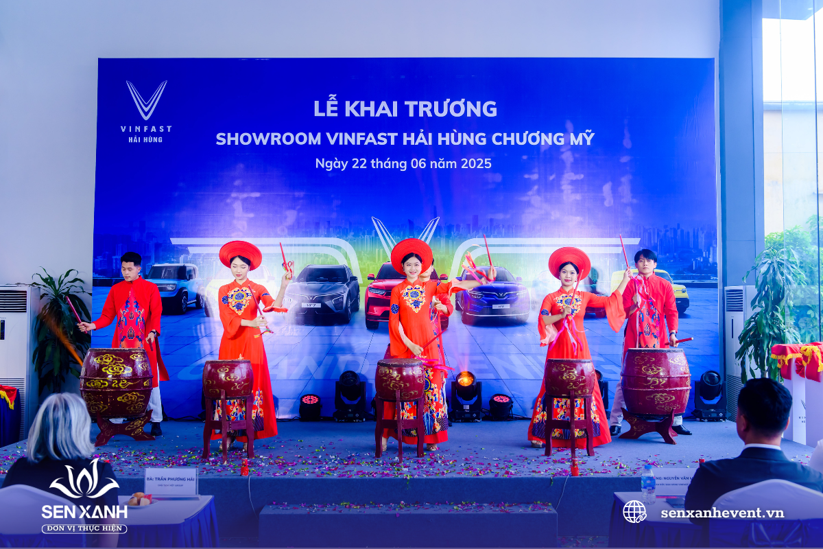 Nhân sự phục vụ chương trình chuyên nghiệp Nhân sự phục vụ chương trình chuyên nghiệp