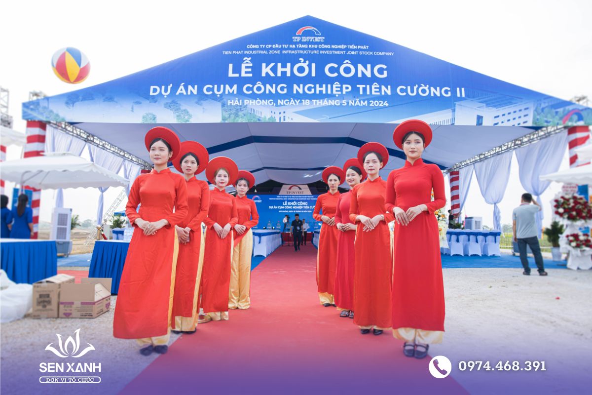 Nhân sự đón tiếp trẻ trung, nhiệt tình và thân thiện