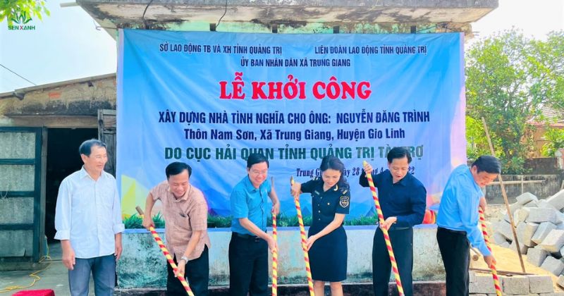 Lễ khởi công xây dựng nhà tình nghĩa cho ông Trình 