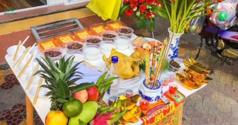 Mâm cúng ngoài trời