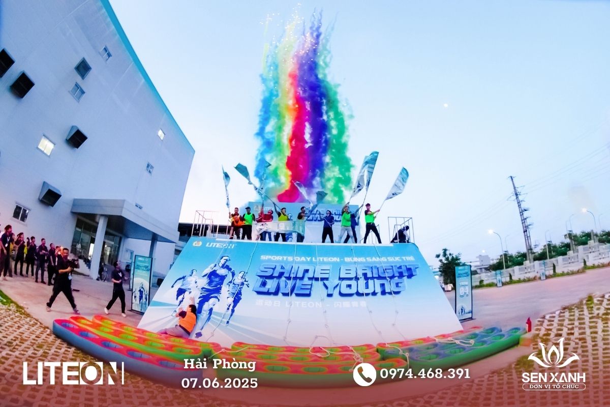 Sự kiện diễn ra trong không khí sôi động