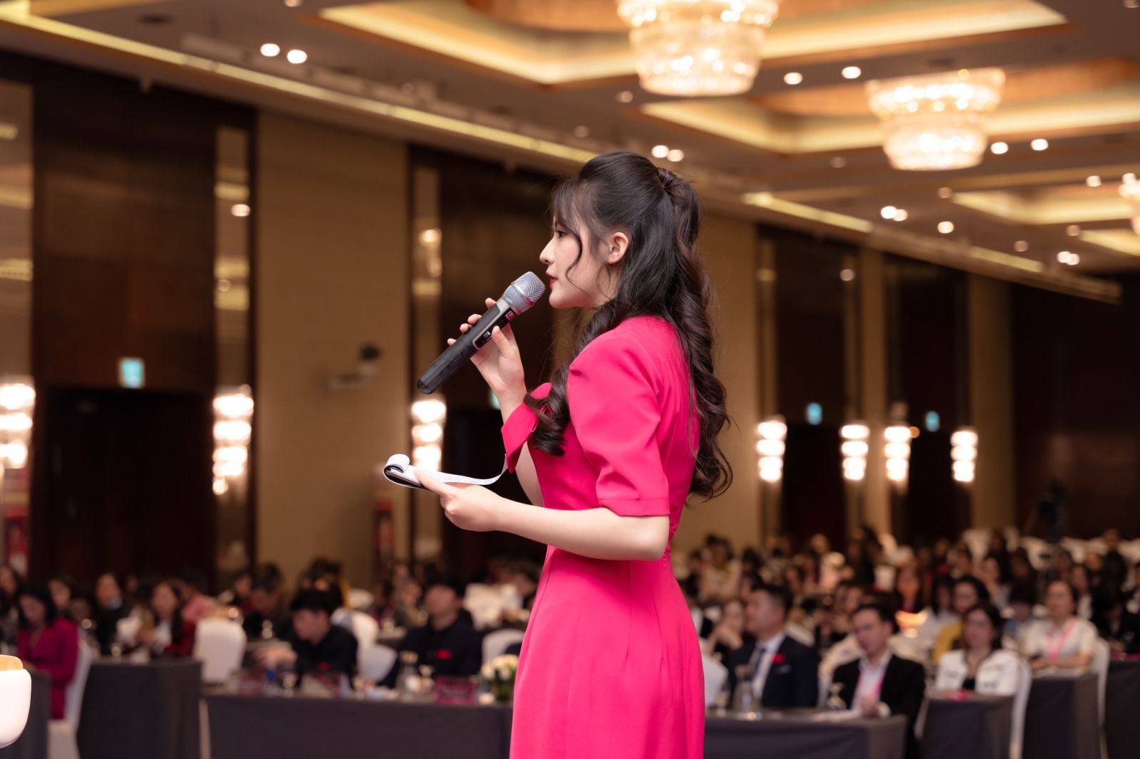 Lựa chọn MC c&oacute; kỹ năng dẫn dắt tốt