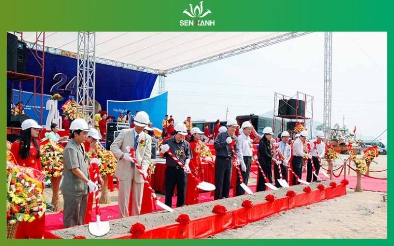 Bạn n&ecirc;n thu&ecirc; c&ocirc;ng ty dịch vụ tổ chức lễ động thổ chuy&ecirc;n nghiệp
