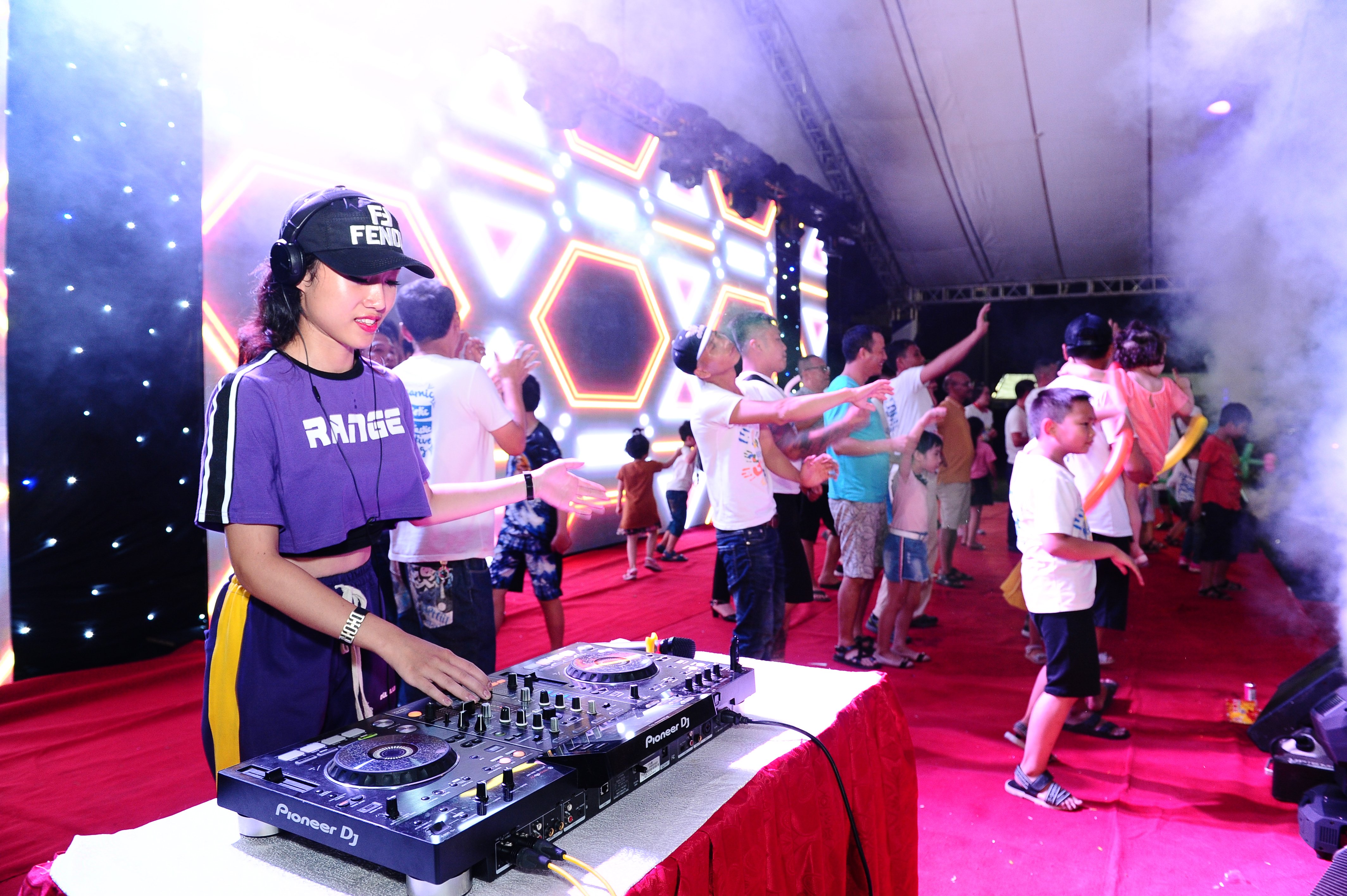 DEEPC FAMILY DAY 2019 đêm diễn ca nhạc