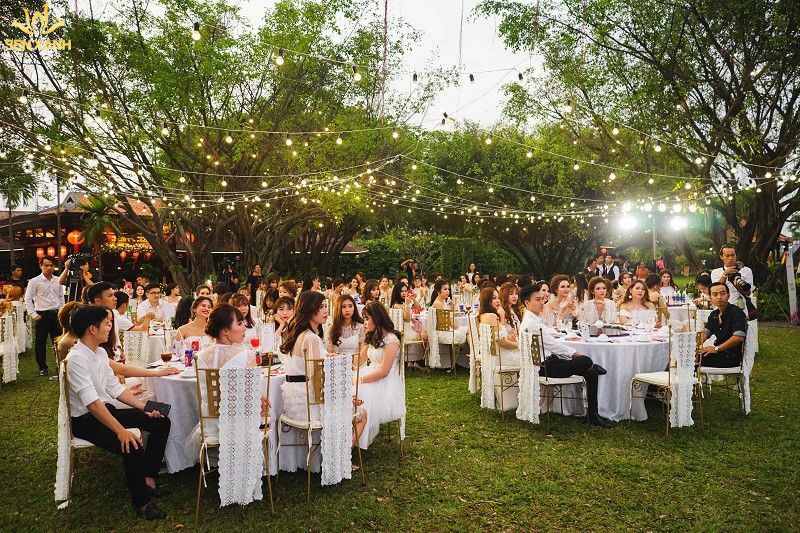 Tổ chức tiệc tất ni&ecirc;n ngo&agrave;i trời l&agrave; lựa chọn của nhiều doanh nghiệp hiện nay
