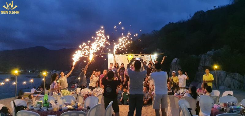 Tiệc tất niên với concept nướng BBQ ngoài trời