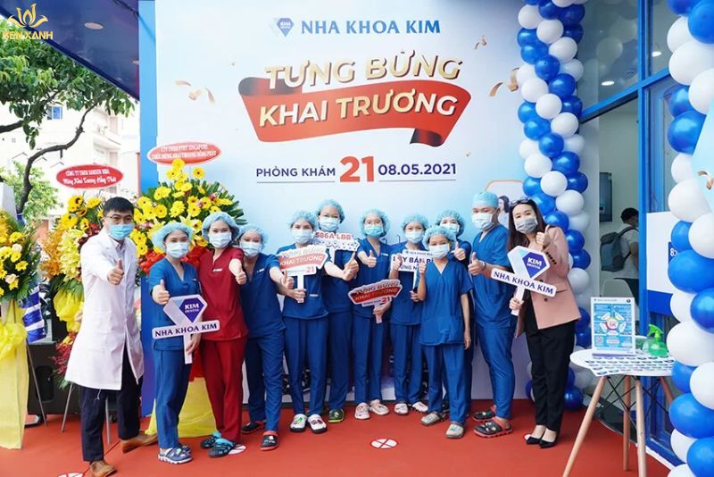 Tổ chức lễ khai trương phòng khám Nha khoa
