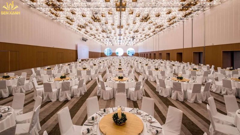 White Palace là trung tâm hội nghị sang trọng ở TPHCM