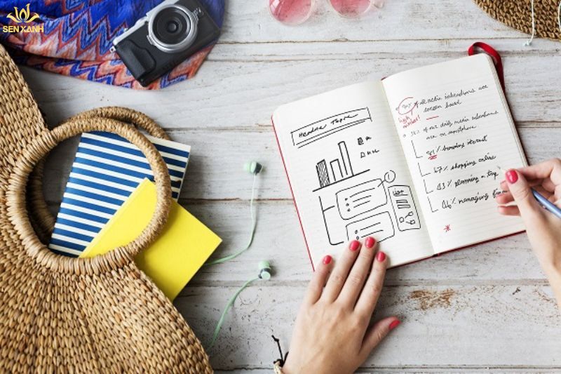 Mẫu kế hoạch tổ chức tiệc tất niên cuối năm YEP 2025 6 Xây dựng kịch bản chi tiết và timeline cho chương trình tiệc cuối năm