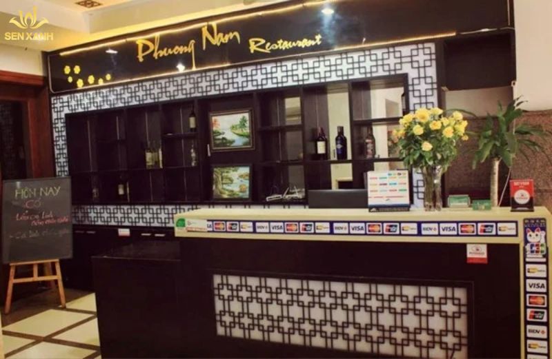 Nh&agrave; h&agrave;ng Phương Nam phục vụ m&oacute;n ăn của ẩm thực Nam Bộ