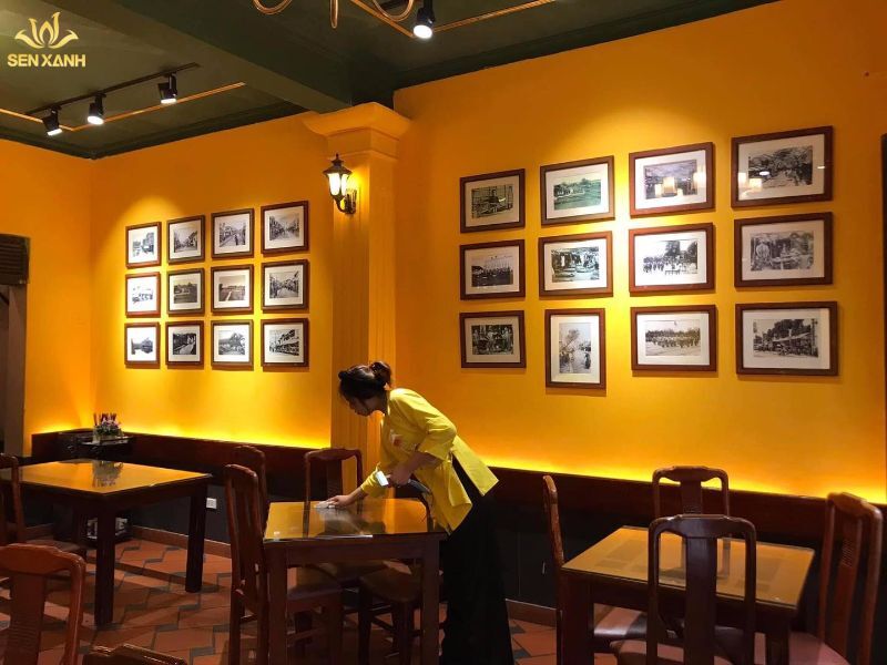 Phong c&aacute;ch thiết kế kh&ocirc;ng gian của nh&agrave; h&agrave;ng 1946 cổ xưa