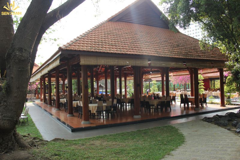 Khu du lịch Văn Th&aacute;nh l&agrave; một ốc đảo xanh giữa l&ograve;ng S&agrave;i G&ograve;n