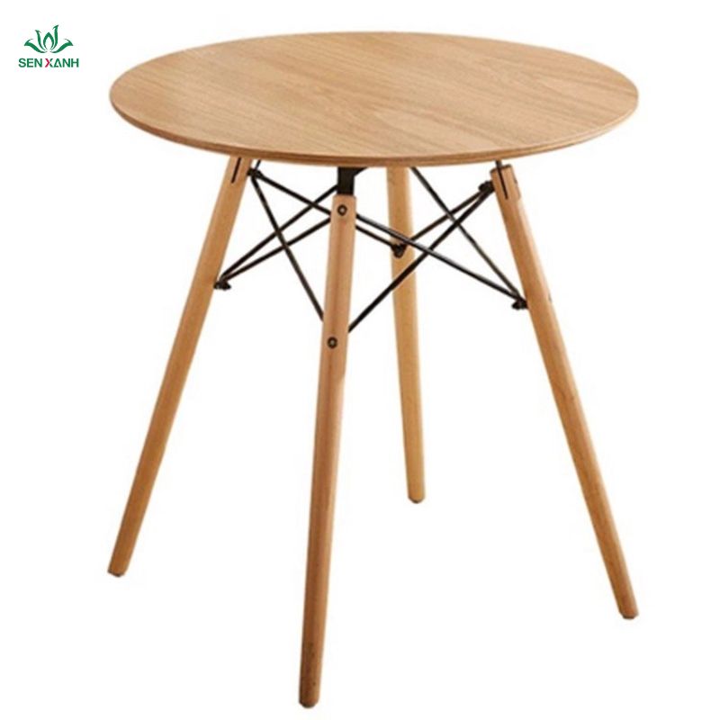 B&agrave;n Eames