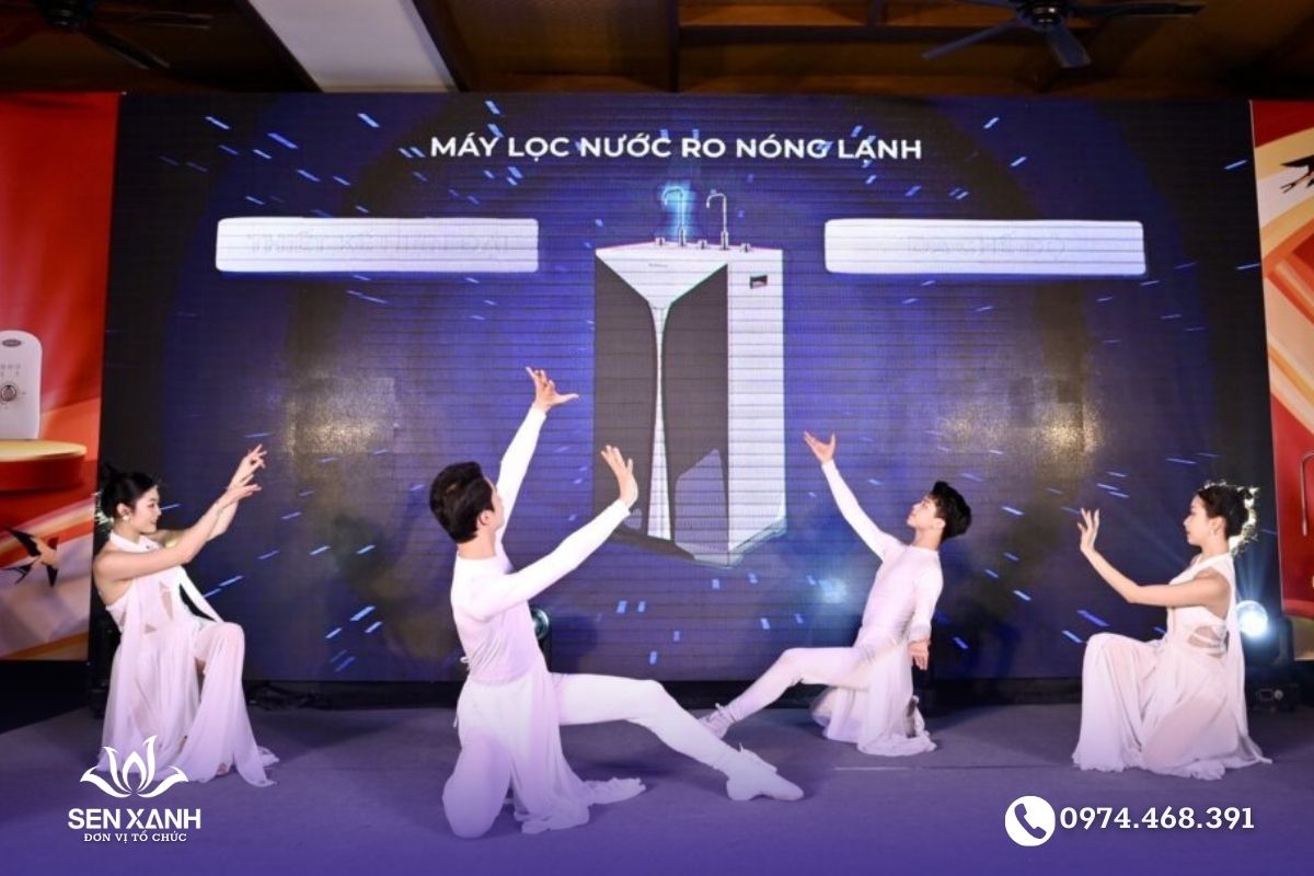 Tiết mục nghệ thuật trong sự kiện lễ ra mắt 