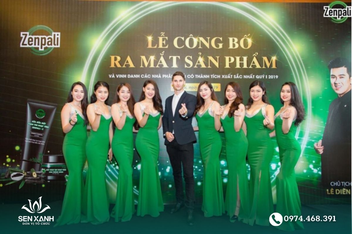 C&ocirc;ng t&aacute;c truyền th&ocirc;ng v&agrave; tiếp thị ra mắt sản phẩm 