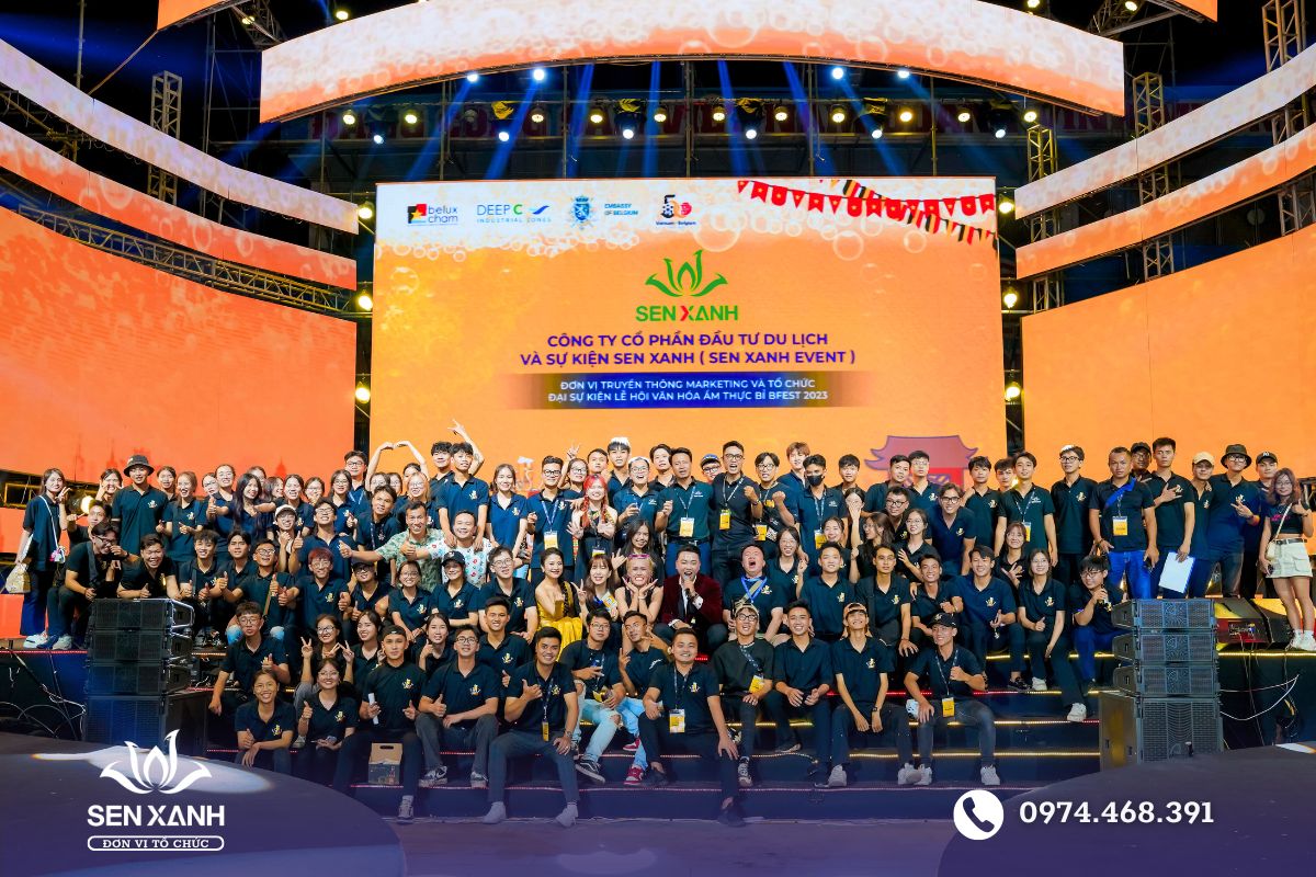 Đội ngũ nhân viên của Sen Xanh chuyên nghiệp và giàu kinh nghiệm Đội ngũ nhân viên của Sen Xanh chuyên nghiệp và giàu kinh nghiệm
