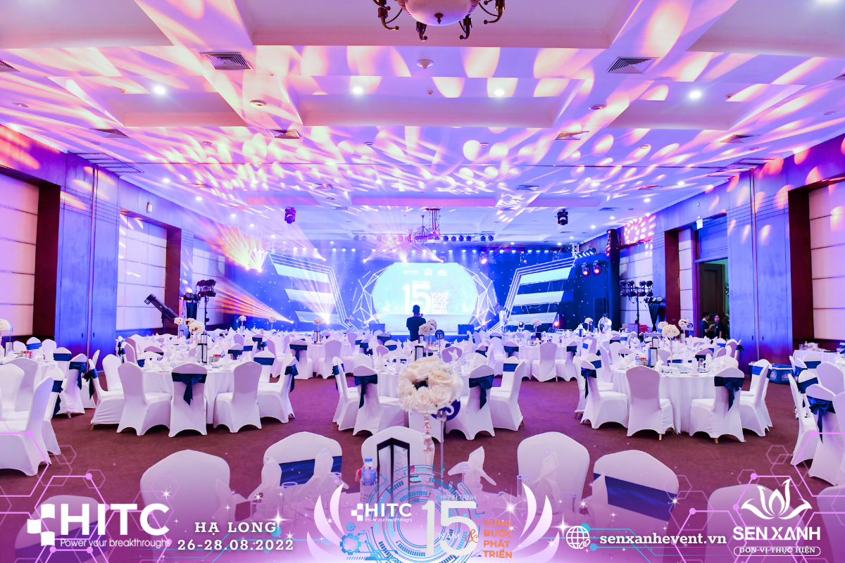Gala dinner mừng kỷ niệm 15 năm thành lập Gala dinner mừng kỷ niệm 15 năm thành lập