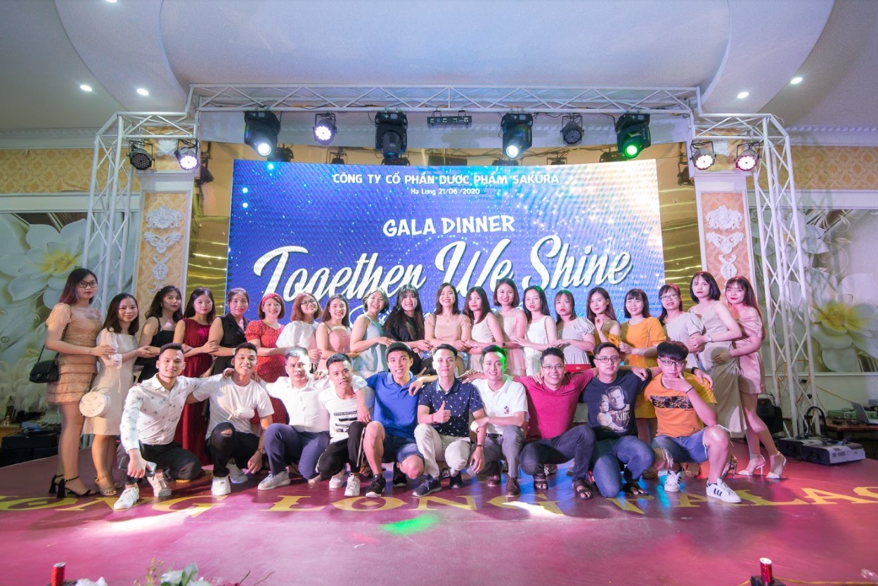Tổ chức gala dinner