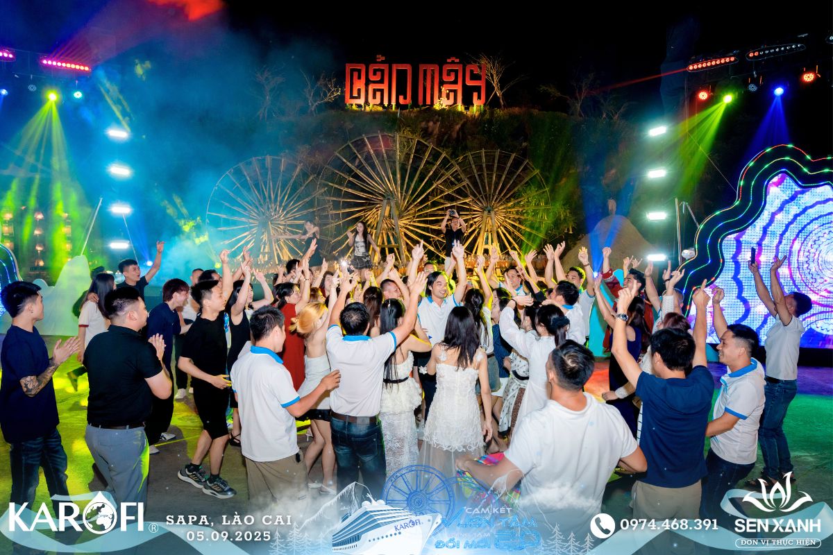 Khoảnh khắc mọi người c&ugrave;ng h&ograve;a nhịp tại Gala