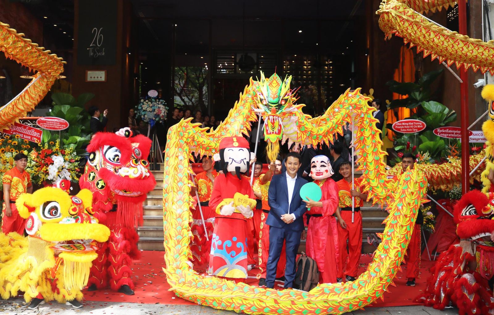l&acirc;n sư rồng ph&ugrave; hợp từng sự kiện