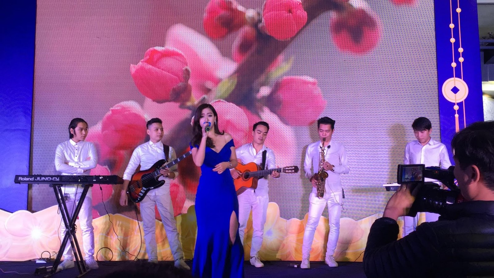 ca sĩ nổi tiếng