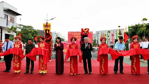 Quy trình cắt băng khánh thành chính xác và chuyên nghiệp