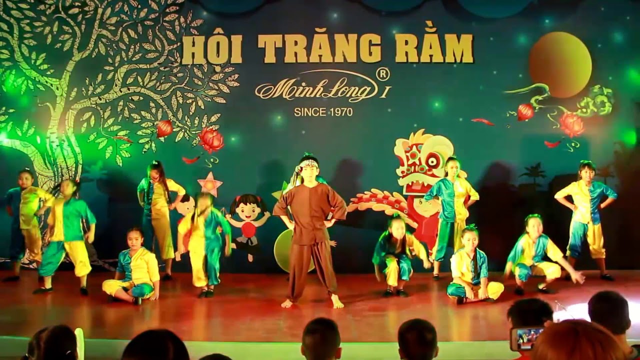 Biểu diễn văn nghệ trung thu&nbsp;