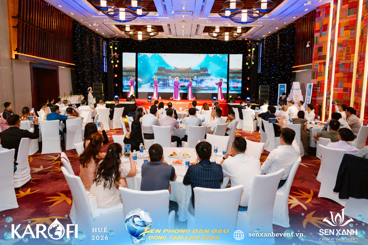 To&agrave;n cảnh sảnh hội nghị